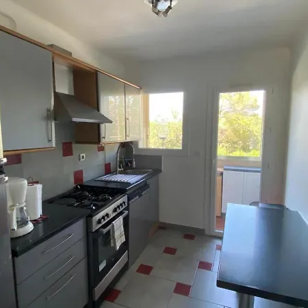 T3 En Rez-de-jardin Sur Valescure Apartman