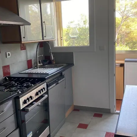 Apartment T3 En Rez-de-jardin Sur Valescure *